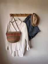Load image into Gallery viewer, Woven Purse