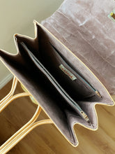 Load image into Gallery viewer, Vintage Tooled Leather Purse