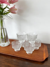 Load image into Gallery viewer, Vintage Glass Set