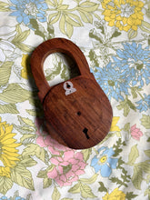 Load image into Gallery viewer, Carved Key Holder