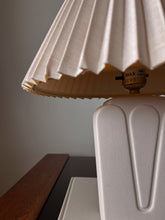 Load image into Gallery viewer, Art Deco Plaster Lamp