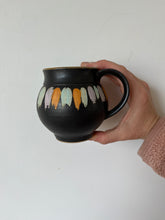 Load image into Gallery viewer, Pottery Mug